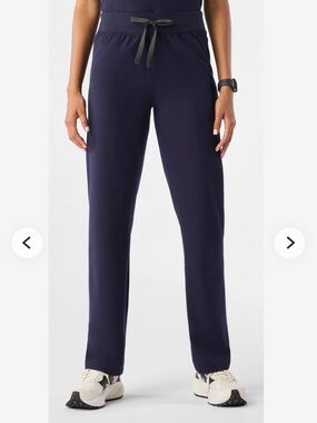 FIGS Women's Livingston Navy Scrub Pants